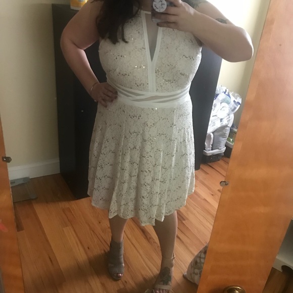 Ivory sequin dress 14w - Picture 2 of 4